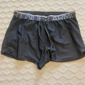 Under armor shorts size M